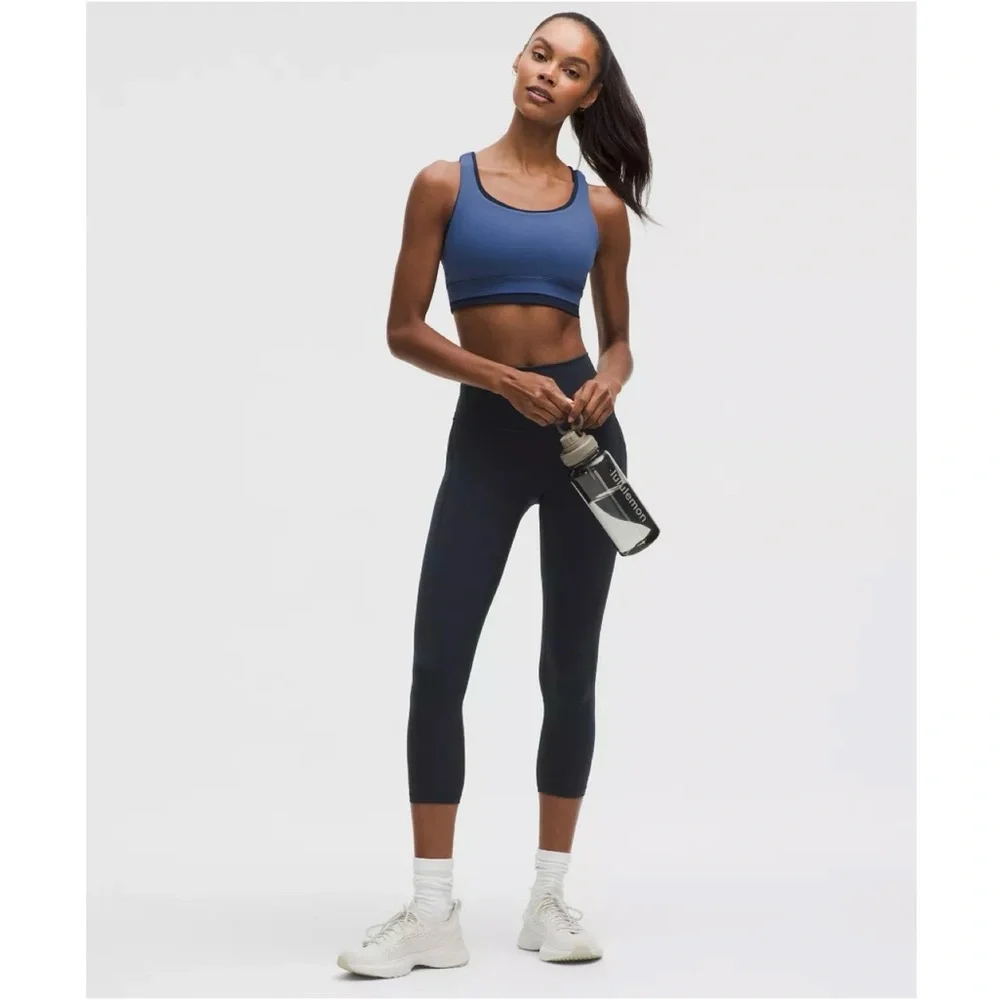 Lululemon Wunder Train High-Rise Crop with Pockets 23" in True Navy Size 4 - Picture 16 of 16